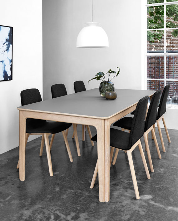 Skovby SM 27 Laminat Spisebord Hvitoljet Eik