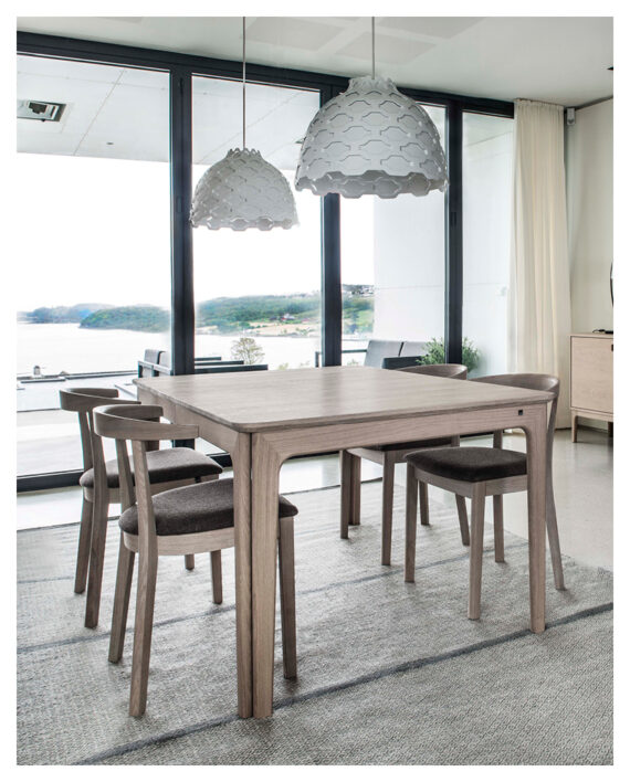 Skovby SM 26 Spisebord Eik